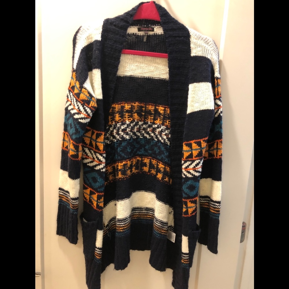 Cardigan/ sweater